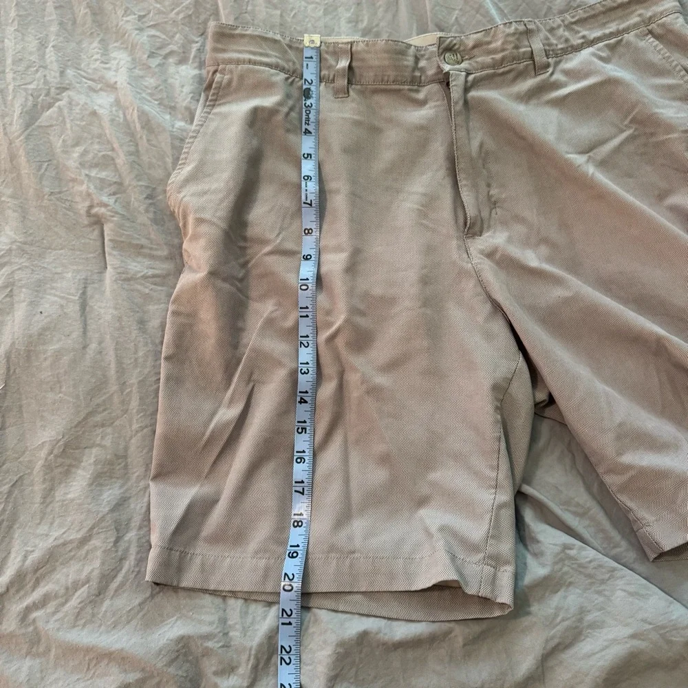 Adidas Hybrid Material Golf Shorts Gray Monochrome Zigzag‎ Pattern Size 36
